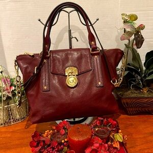 Michael Kors Signature Bag 16X10x4